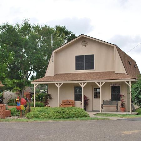 Texan Guest Ranch Hotel McAllen Exterior photo