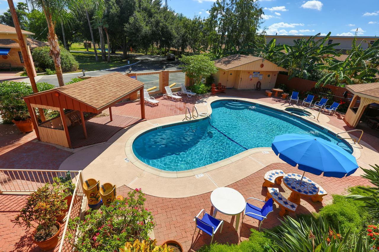 Texan Guest Ranch Hotel McAllen Exterior photo